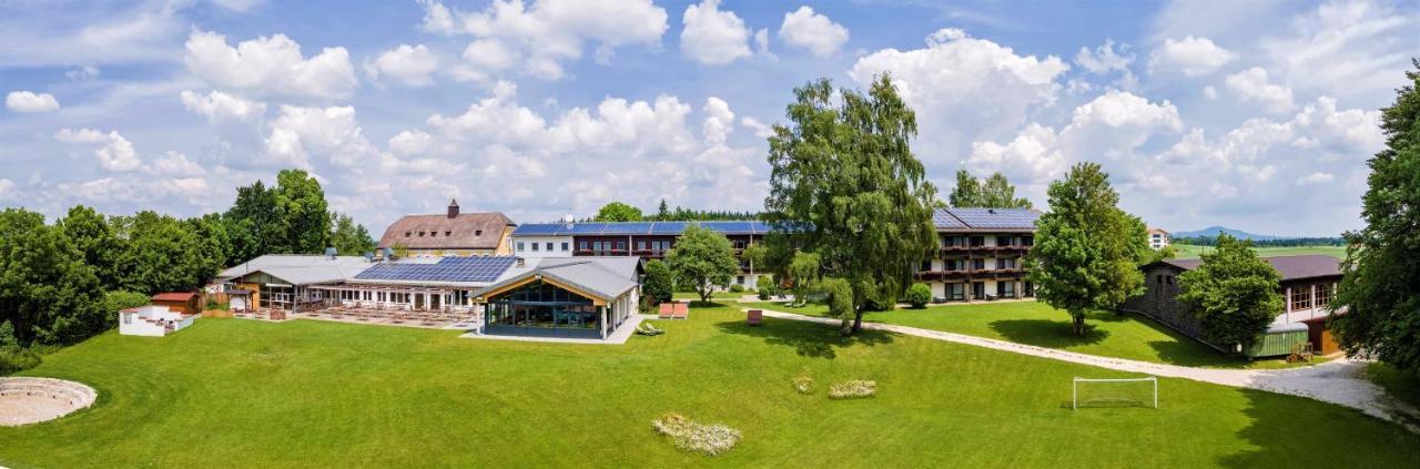 Haus Chiemgau - Kolping-Familienhotel Teisendorf Ngoại thất bức ảnh