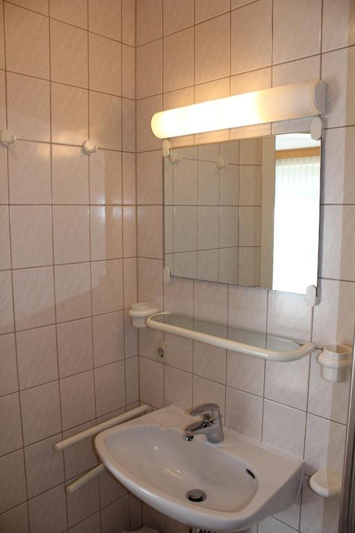 Haus Chiemgau - Kolping-Familienhotel Teisendorf Phòng bức ảnh